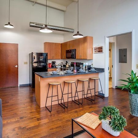 Ny Style Centric Loft With King Bed By Park Ave Appartement Rochester Buitenkant foto
