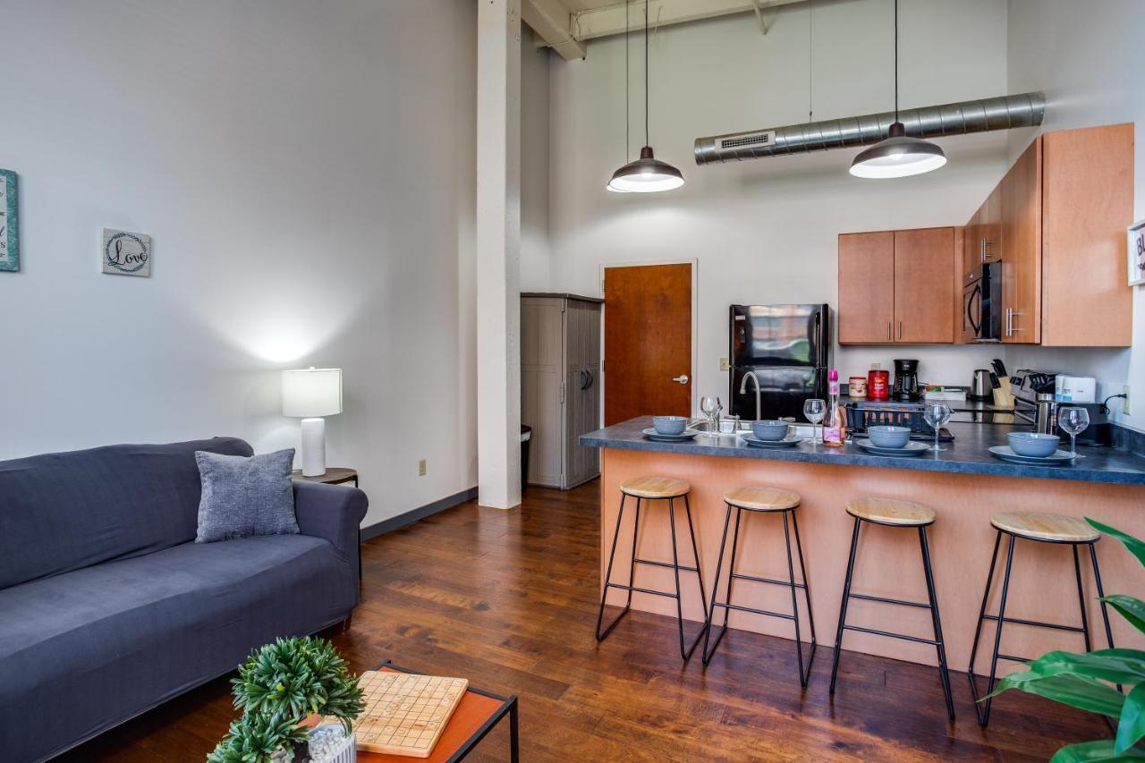 Ny Style Centric Loft With King Bed By Park Ave Appartement Rochester Buitenkant foto