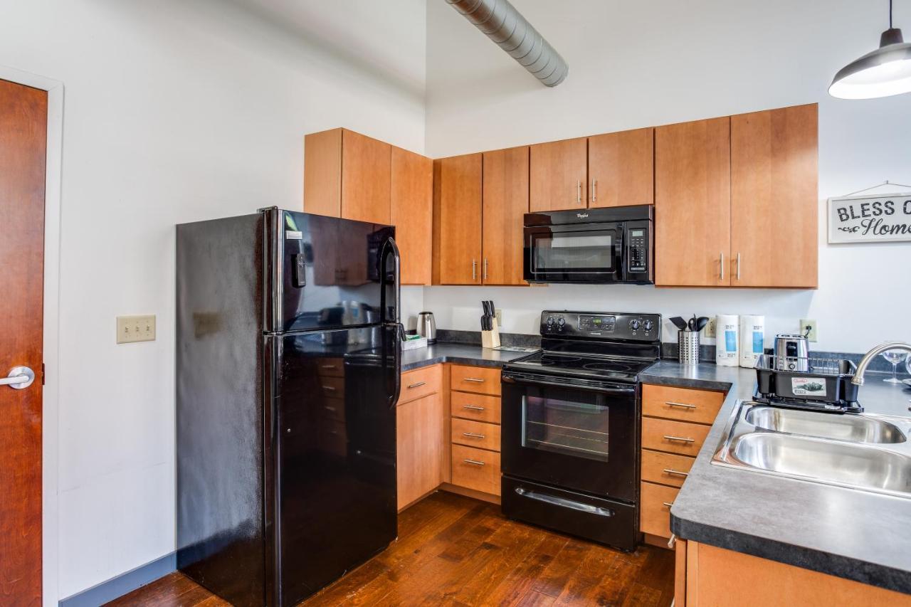 Ny Style Centric Loft With King Bed By Park Ave Appartement Rochester Buitenkant foto