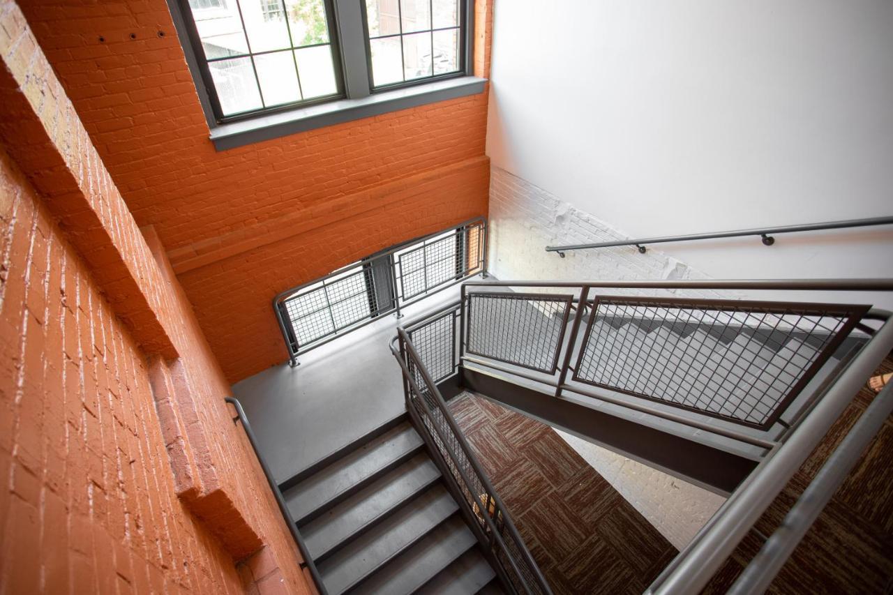 Ny Style Centric Loft With King Bed By Park Ave Appartement Rochester Buitenkant foto